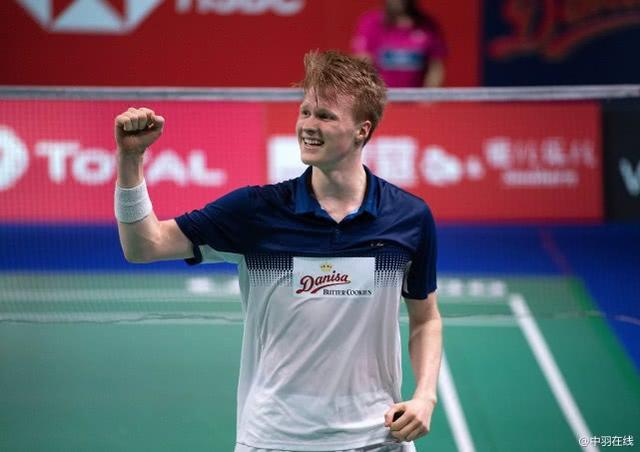 首先看战术 首先看战术